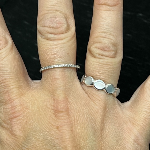 All-Around Tiny Ovals Ring in Sterling Silver and Mother of Pearl - Picture 8 of 13